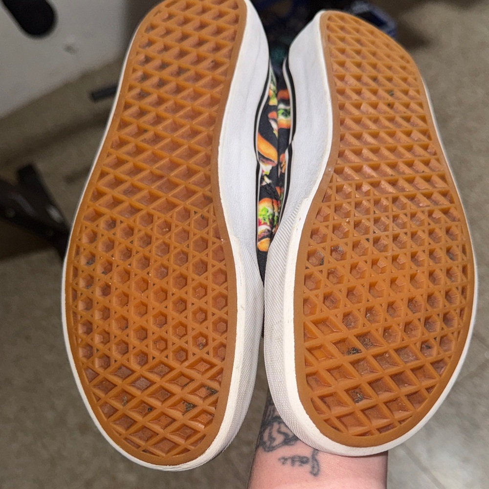 Vans Off The Wall Black Sneakers with Colorful Burger Design - Picture 2 of 4